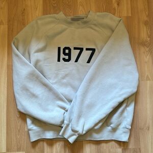 Essentials crewneck